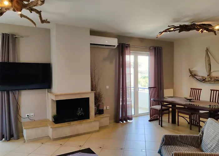 Quiet Luxury Near Center And Port * نافبليو