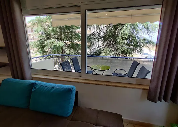 Quiet Luxury Near Center And Port *