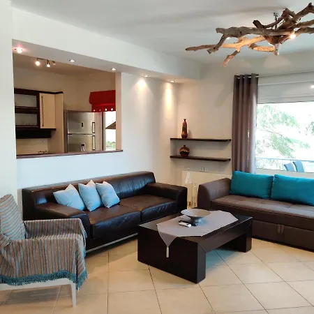 Quiet Luxury Near Center And Port Apartman *