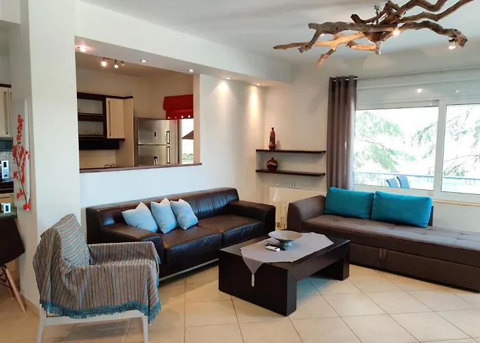 Quiet Luxury Near Center And Port Apartament *